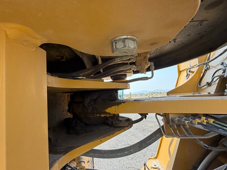 2018-caterpillar-980m-image-41