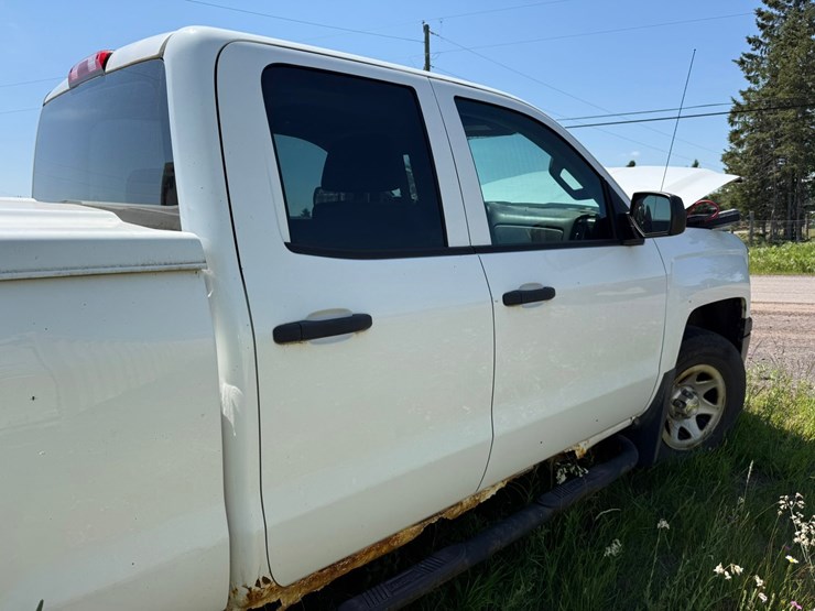 2014-chevrolet-1500-image-23