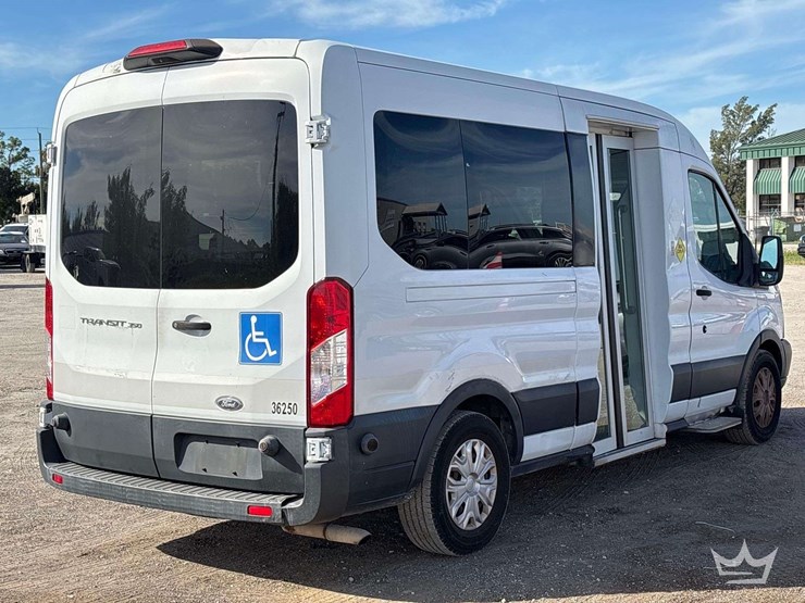 2018-ford-transit-image-3