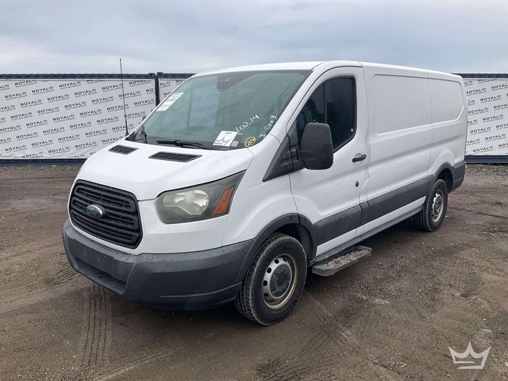 2017-ford-transit-image-1