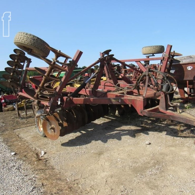 INTERNATIONAL 490