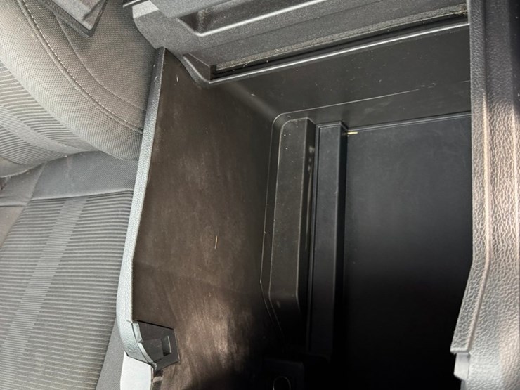 2015-ford-f150-xlt-image-30