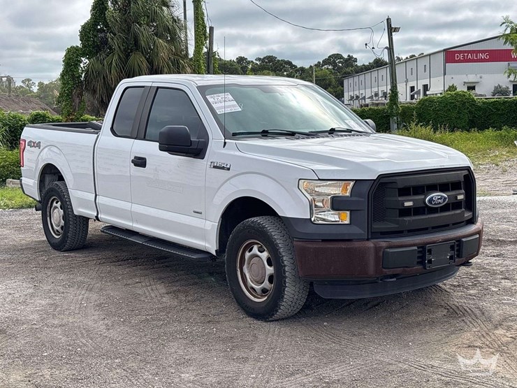 2016-ford-f150-image-2