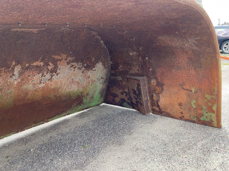 #1023-•-10'-tunnel-for-ag-bag-bagger-image-10