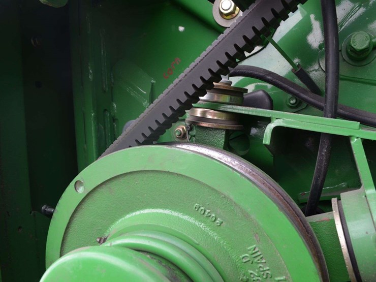 2012-john-deere-s550-image-15