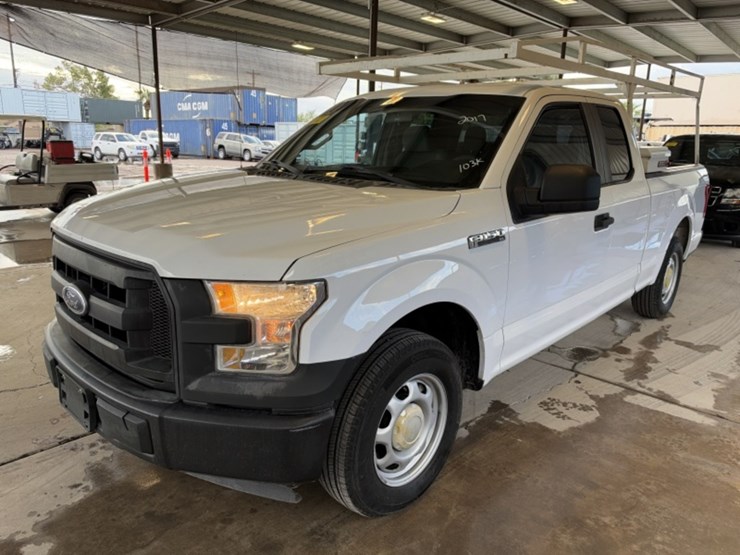 2017-ford-f150-image-4