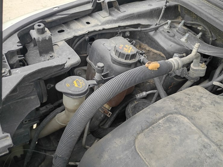 2013-ford-explorer-image-19