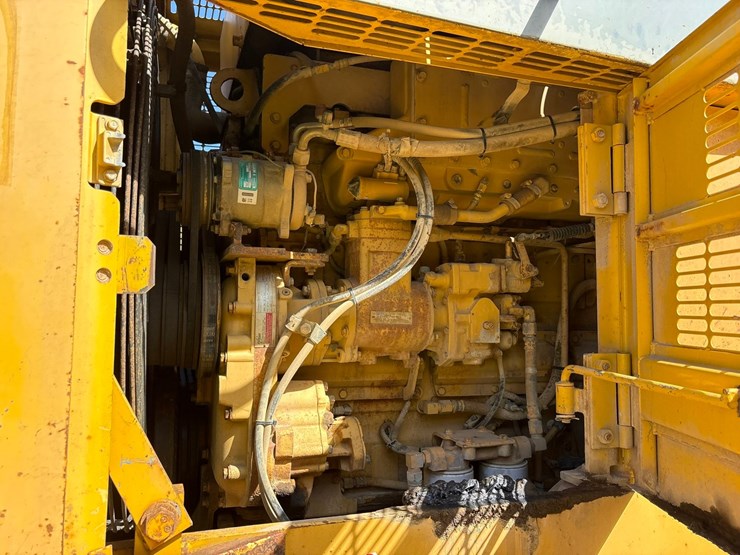 komatsu-wa500-1le-image-78