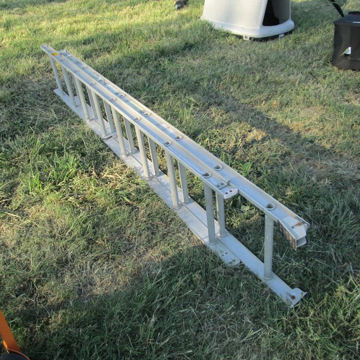 #50222 • Davidson 16' Aluminum Ext Ladder INV#50222
