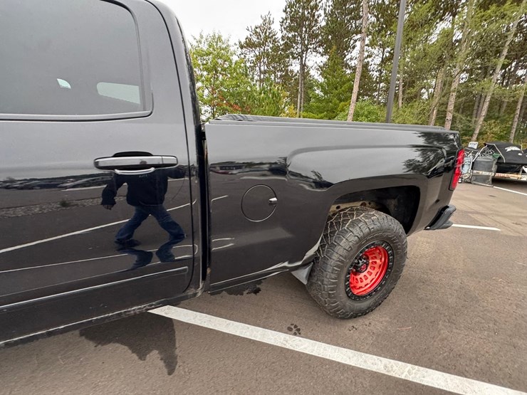 2015-chevrolet-silverado-1500-z71-image-14