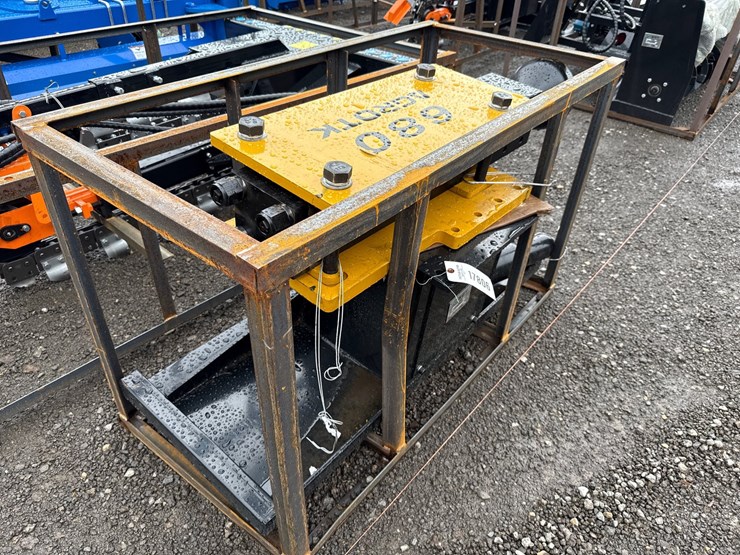 #6039-•-agrotk-skid-steer-hyd-post-driver-image-1