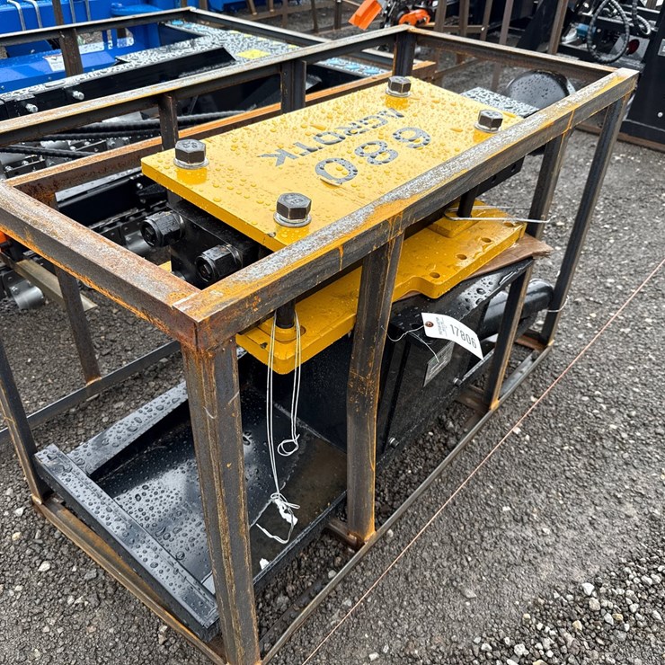 #6039 • AGROTK SKID STEER HYD POST DRIVER