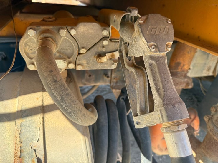 1994-mack-ch613-image-35