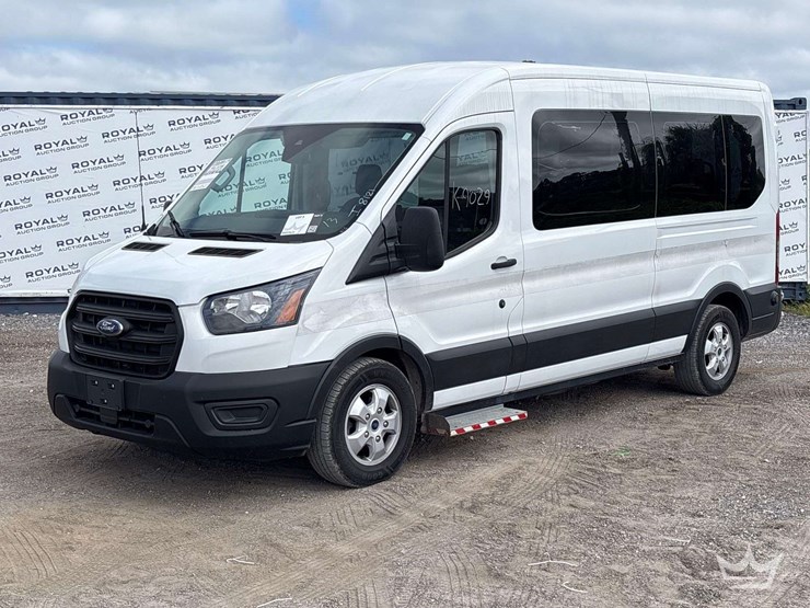 2020-ford-transit-image-1
