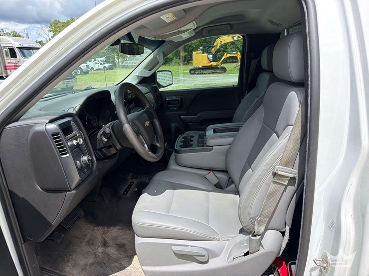 2015-chevrolet-silverado-1500-image-8