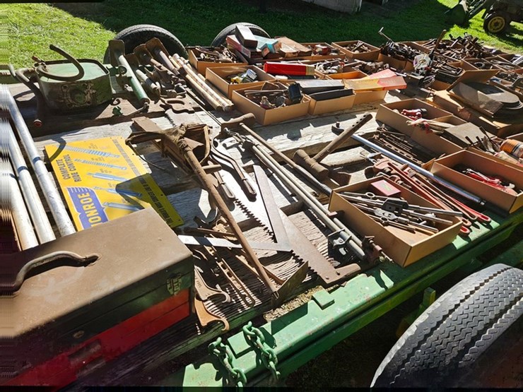 #8000-•-live-on-the-ground-only-items-image-50