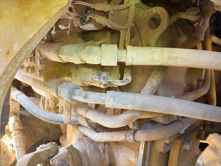 2014-caterpillar-972k-image-49