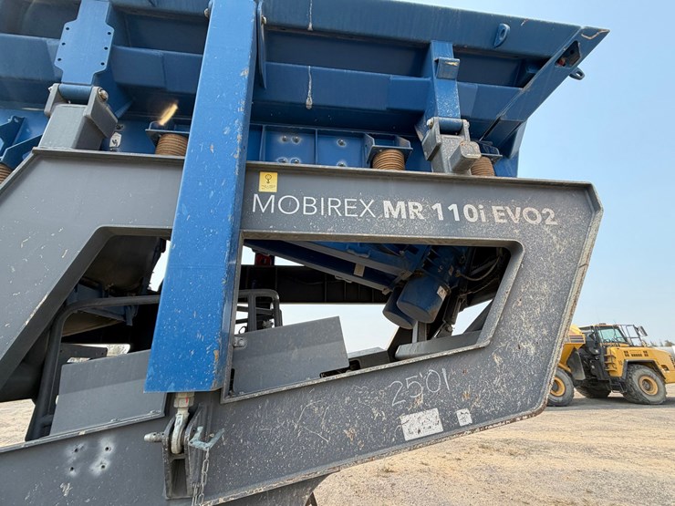 #2501-•-2022-kleeman-mobirex-mr110i-evo2-impact-crusher-image-25