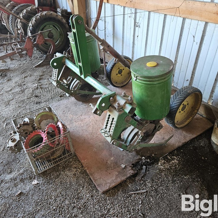 JOHN DEERE 71