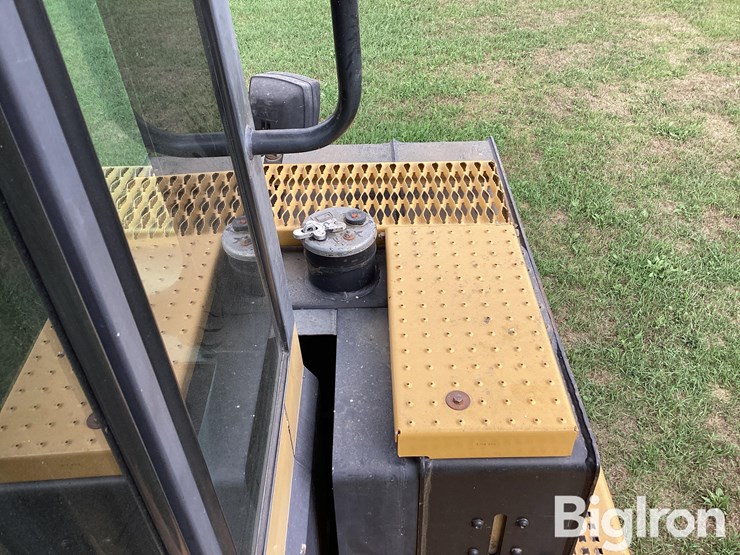 1996-caterpillar-ch65d-image-10