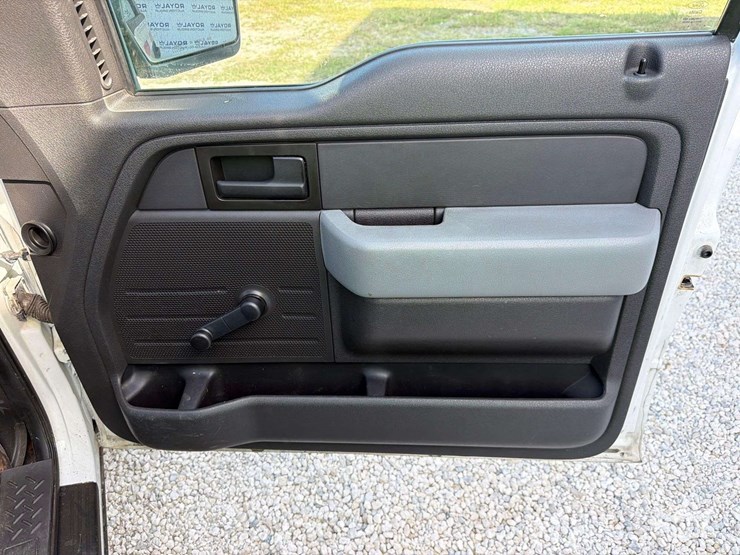 2014-ford-f150-image-16