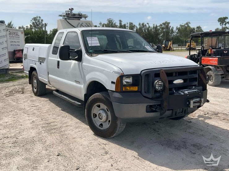 2006-ford-f350-image-2