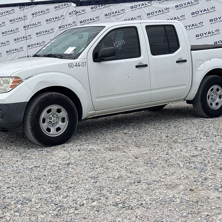 2016 NISSAN FRONTIER