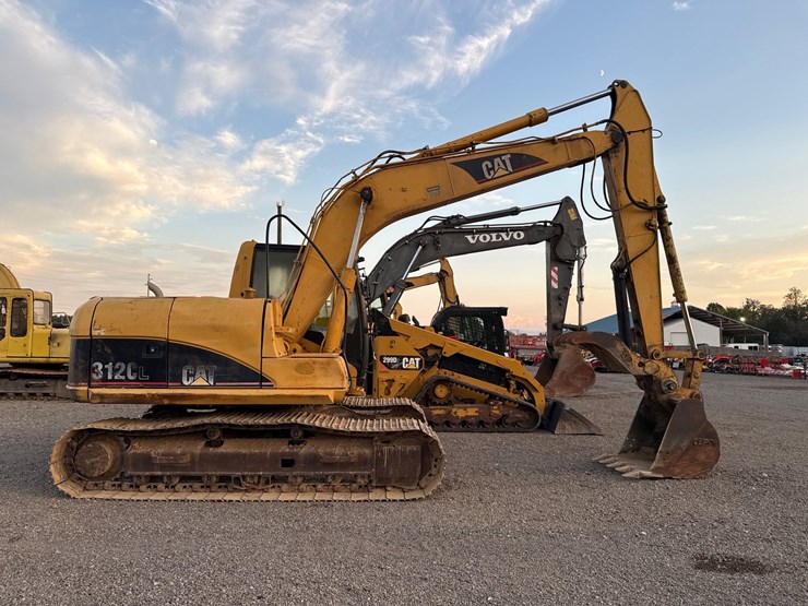 caterpillar-312cl-image-4