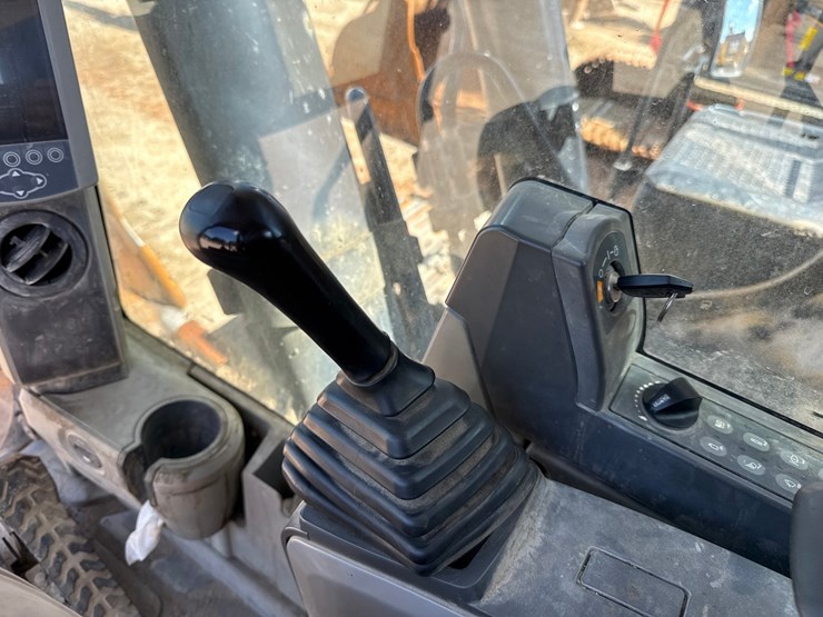 2012-caterpillar-c13-image-77