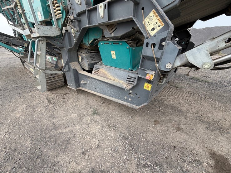 2015-powerscreen-warrior-2100-image-12