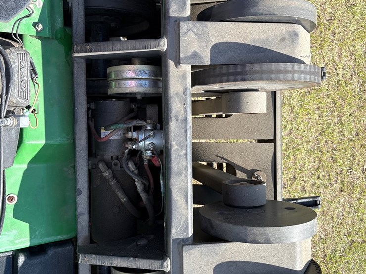 2003-john-deere-aerocore-800-image-16
