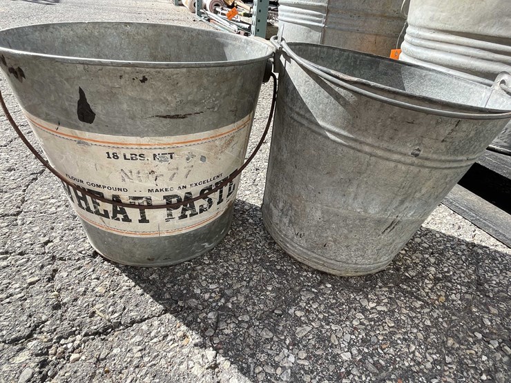 #4095-•-galvanized-wash-tubs-and-decorations-(04)-image-10