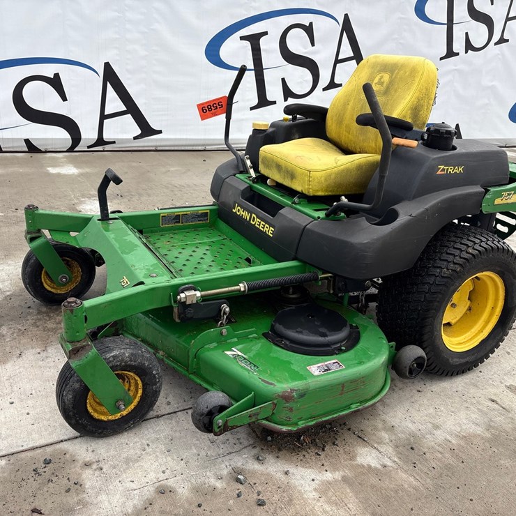 JOHN DEERE 757