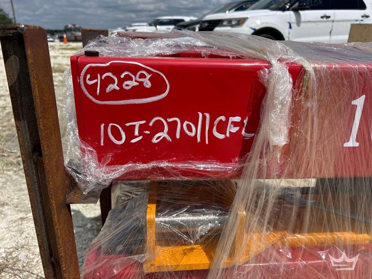 10000lbs.-two-post-auto-lift-image-2