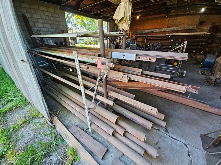 #8760-•-steel-rack-w/-contents-image-5
