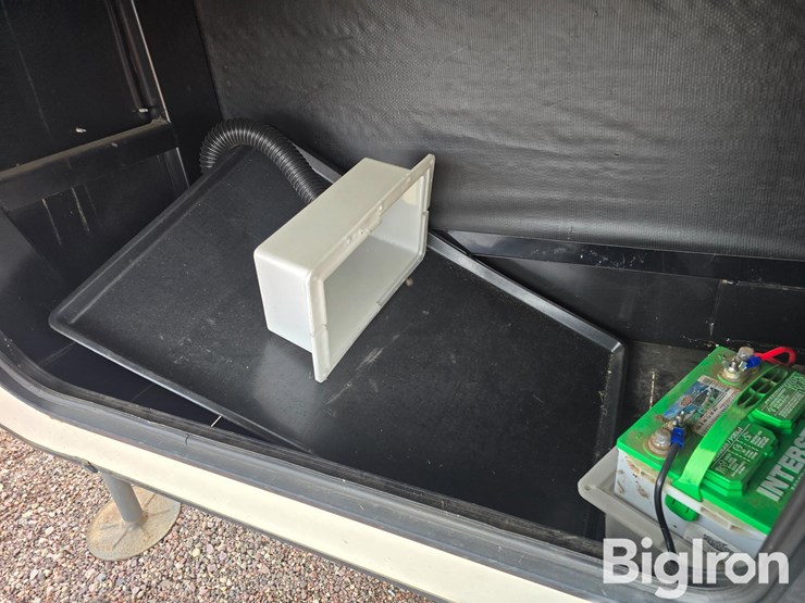 2017-keystone-montana-3730fl-5th-wheel-camper-image-18