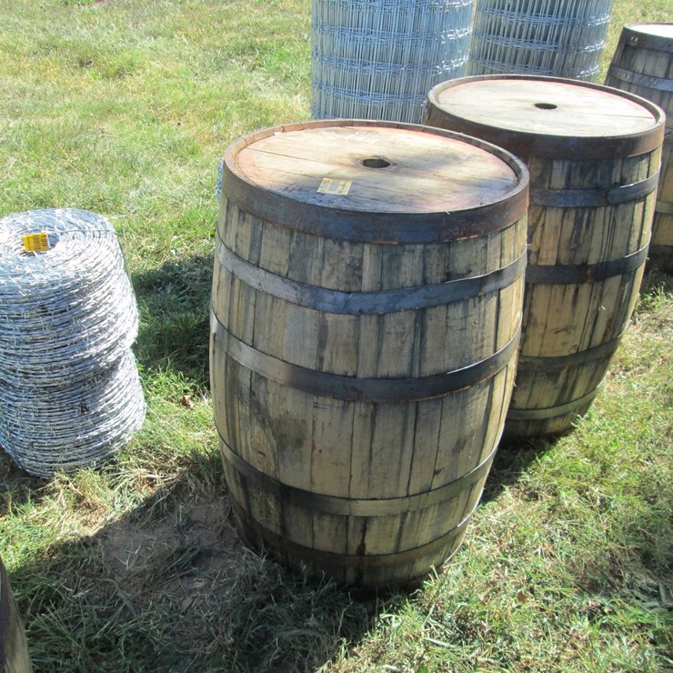 #50195 • Lot of (2) Whisky Barrels INV#50195