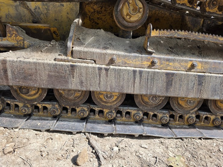 deere-555g-image-44