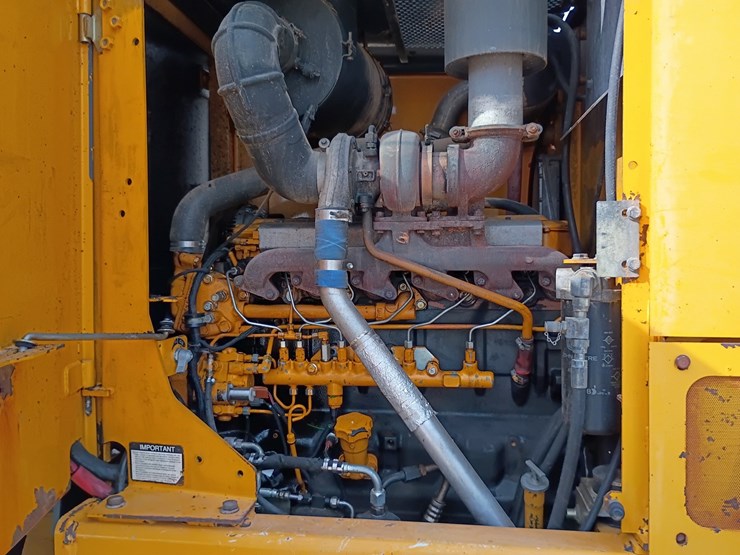 2008-deere-670d-image-54