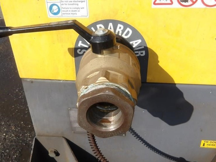 2018-atlas-copco-xas1800jd8-image-24