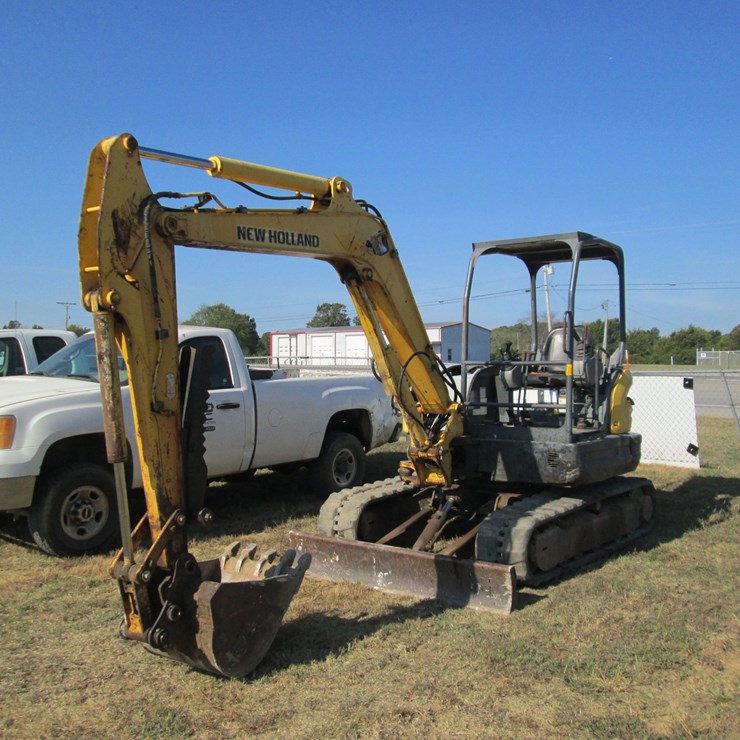 NEW HOLLAND E55BX
