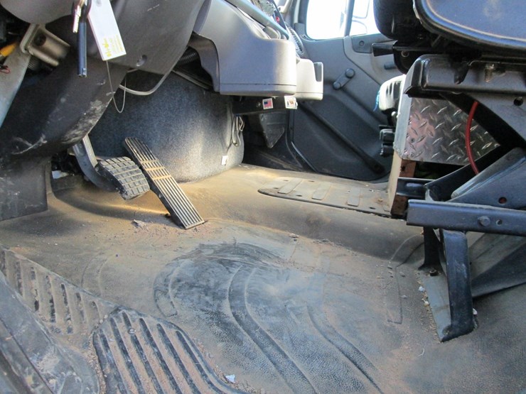 #50111-•-2014-freightliner-m2-single-cab-t/a-excavation-truck-3alhcycy5edfy2838-inv#50111-image-39