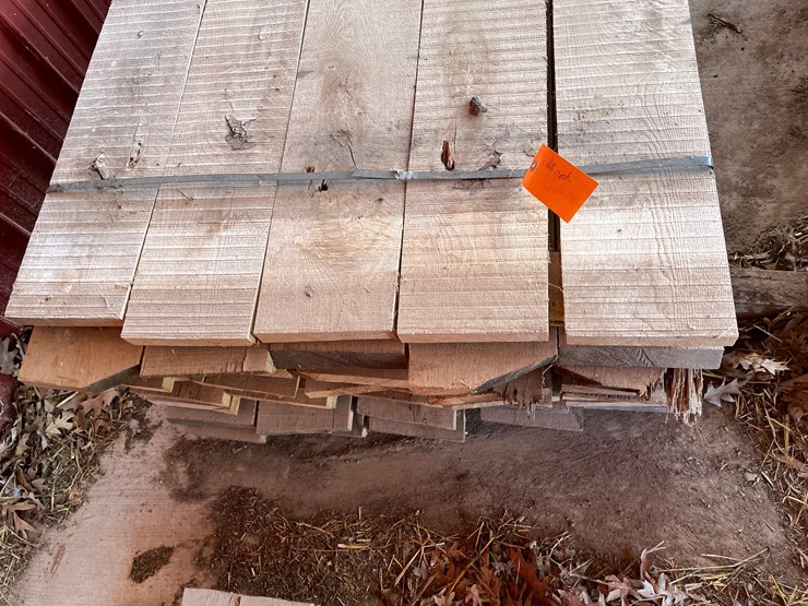 #1652-•-bundle-of-white-oak-boards-image-4