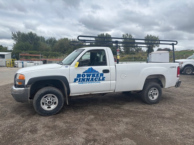 2006-gmc-2500-image-1