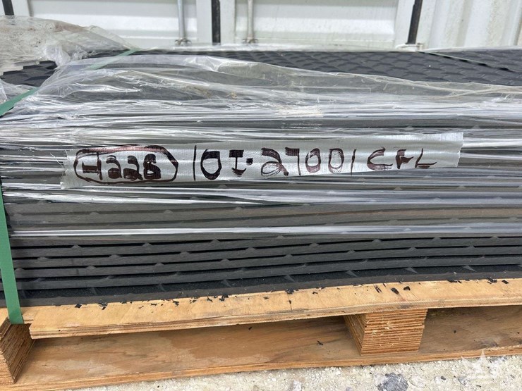 2026-sdlanch-heavy-duty-ground-protection-mats-image-3
