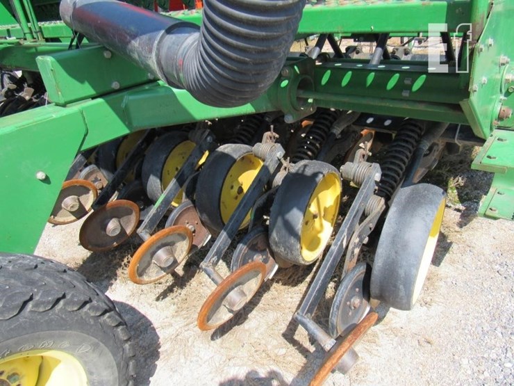 1996-john-deere-750-image-12