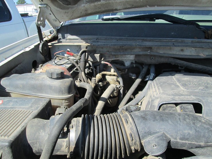 2009-gmc-2500hd-image-25