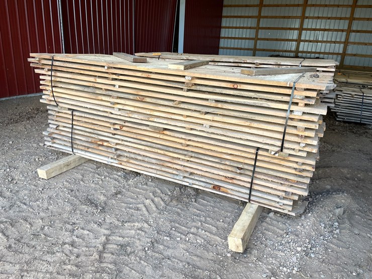 #1676-•-bundle-of-pine-boards-image-1