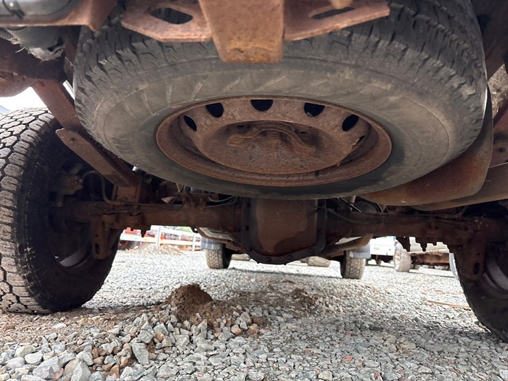 2012-ford-f150-image-35