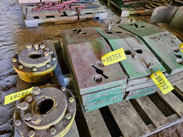 #8754-•-john-deere-slab-weights-(5)-image-3